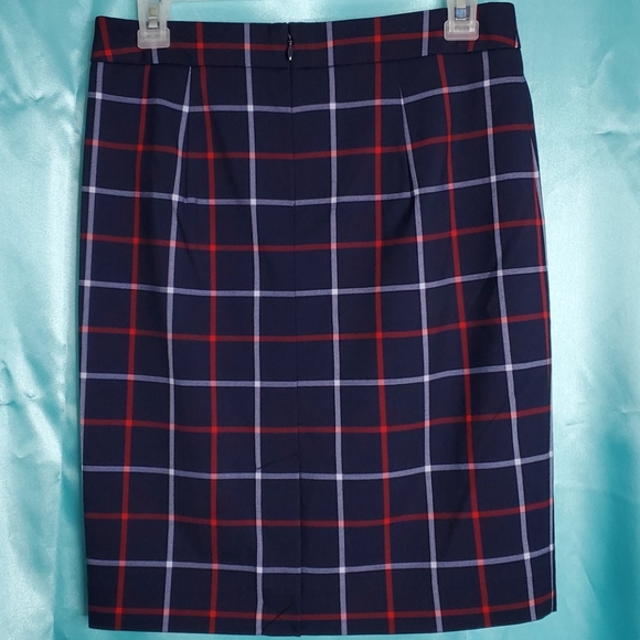 Tommy Hilfiger Skirt - Picture 2 of 4